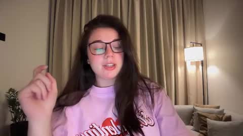 Ariana online show from June 5, 8:36 pm