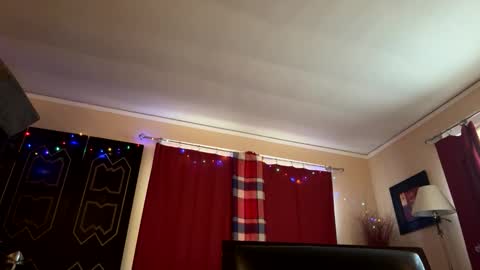 Snapshot of twerkandjerkk chatting on February 17, 1:40 pm twerkandjerkk online show from February 17, 1:40 pm