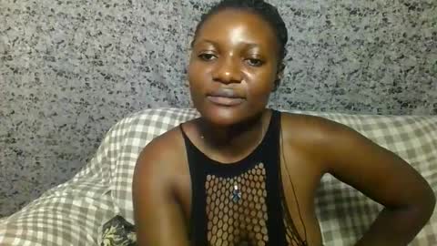 Snapshot of twerker_lyly chatting on October 22, 5:13 pm twerker_lyly online show from October 22, 5:13 pm