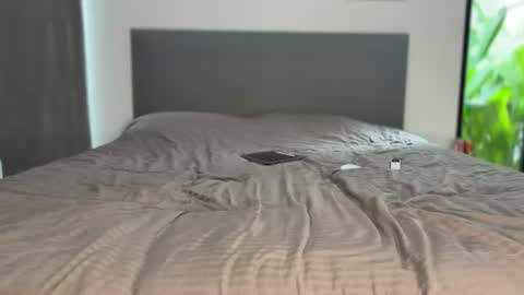 new hot online show from July 30, 4:44 am