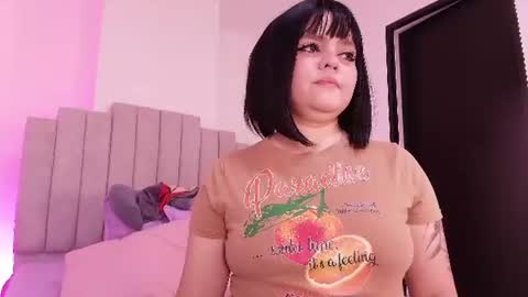 Twiggy online show from July 29, 3:04 am