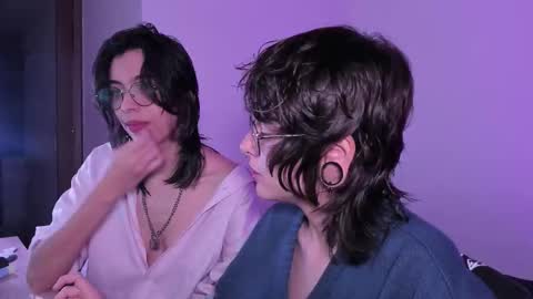 Snapshot of twilightmuses chatting on October 24, 11:12 pm Eve Lili online show from October 24, 11:12 pm