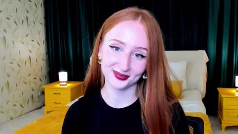 Snapshot of twilightserenade chatting on September 30, 6:35 pm twilightserenade online show from September 30, 6:35 pm