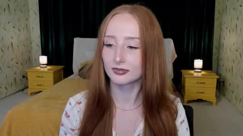 Snapshot of twilightserenade chatting on November 4, 3:38 am twilightserenade online show from November 4, 3:38 am