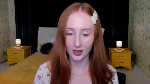 Snapshot of twilightserenade chatting on November 7, 8:42 pm twilightserenade online show from November 7, 8:42 pm