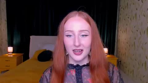 Snapshot of twilightserenade chatting on November 26, 7:48 pm twilightserenade online show from November 26, 7:48 pm