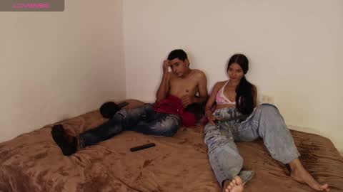 Snapshot of twin_alejandro chatting on November 25, 11:38 pm twin_alejandro online show from November 25, 11:38 pm