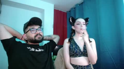 TwinFlamesXX online show from April 1, 2:34 am