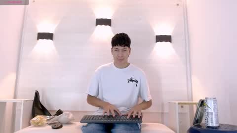 samu online show from October 12, 1:10 pm