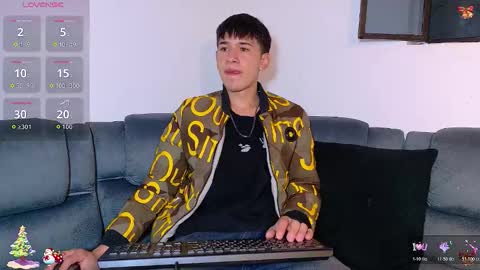 Mr Daren online show from December 20, 6:48 pm