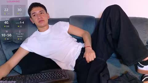 Mr Daren online show from February 23, 6:27 pm