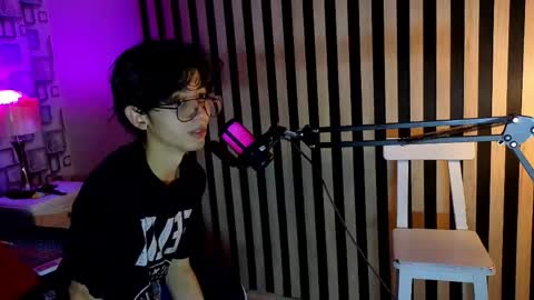 Snapshot of twink_sebas7 chatting on April 22, 12:07 pm Sebastin online show from April 22, 12:07 pm