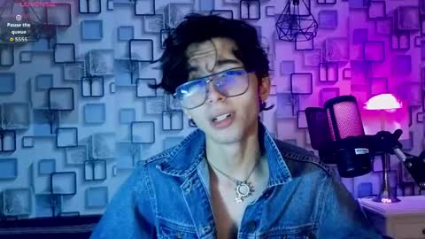 Snapshot of twink_sebas7 chatting on May 6, 12:10 pm Sebastin online show from May 6, 12:10 pm