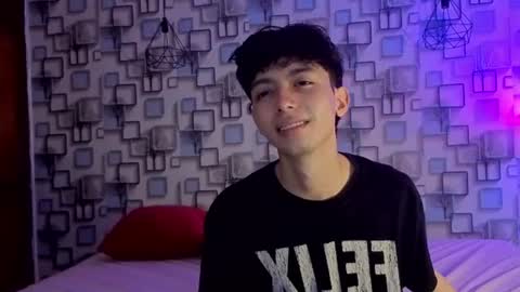 Snapshot of twink_sebas7 chatting on June 14, 12:07 pm Sebastin online show from June 14, 12:07 pm