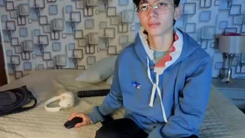 Sebastin online show from June 25, 11:59 am