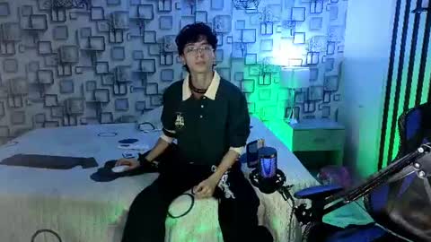Sebastin online show from July 18, 3:22 am