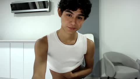 Twink Waldorf online show from January 13, 11:17 pm