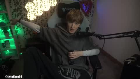 Ben online show from October 2, 9:00 pm