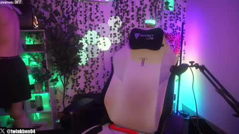 Ben online show from February 12, 8:04 pm