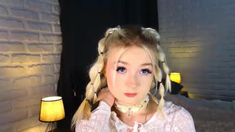 twinklefluff online show from October 11, 4:05 pm