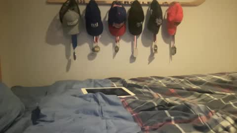 Snapshot of twinkmikexxx12 chatting on September 24, 10:13 pm mike online show from September 24, 10:13 pm