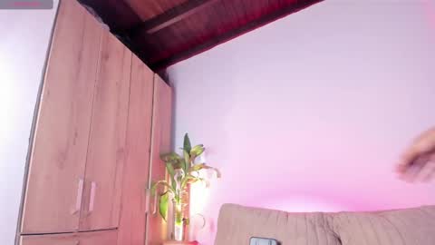 twinksboys_23 online show from October 21, 11:33 am