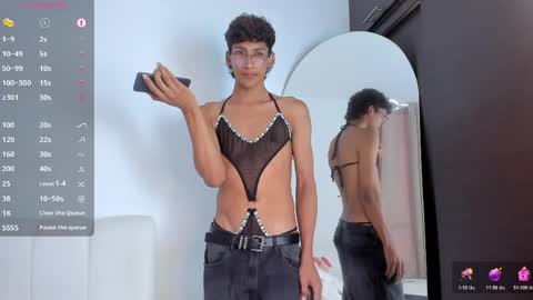twinksboys_23 online show from May 25, 12:55 pm