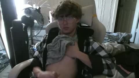 shytwink online show from January 5, 6:44 pm