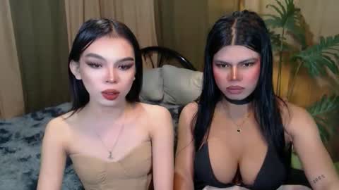 Snapshot of twinktransshanel chatting on October 17, 9:34 am twinktransshanel online show from October 17, 9:34 am