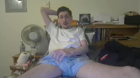 Snapshot of twinkymcgee1234 chatting on February 17, 7:49 am TwinkyMcgee online show from February 17, 7:49 am