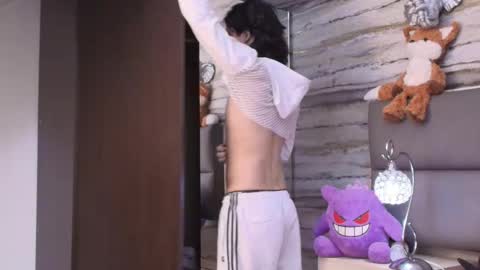 twinslovers_ online show from May 25, 3:34 am