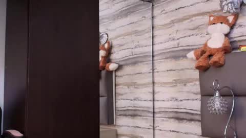 twinslovers_ online show from May 29, 4:32 am