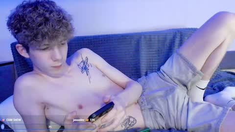 Snapshot of twishadow chatting on March 26, 1:28 pm TwiShadow online show from March 26, 1:28 pm