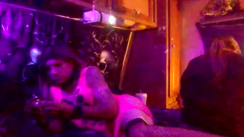 Tintilizing Excitement online show from October 21, 5:30 am