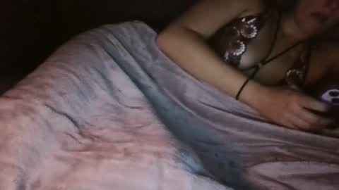 twizzler_twizzle online show from November 6, 12:22 am