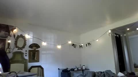 twizzytoxic22 online show from November 5, 7:36 pm