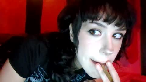 twizzytoxic22 online show from July 3, 4:52 am