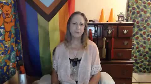 twocumkerry online show from October 16, 6:14 am