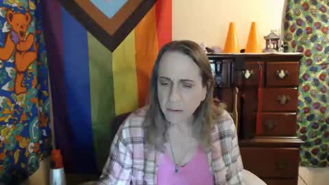 twocumkerry online show from November 18, 9:58 am