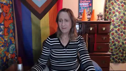 twocumkerry online show from December 14, 7:25 am