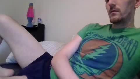 Snapshot of twohandandmore chatting on April 28, 4:45 pm twohandandmore online show from April 28, 4:45 pm