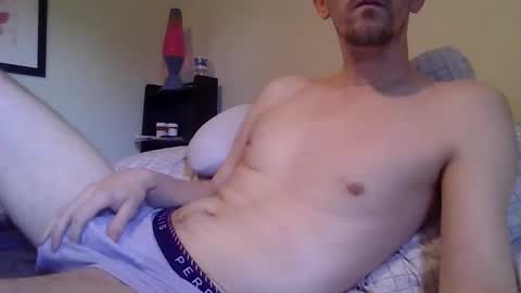 Snapshot of twohandandmore chatting on April 30, 1:28 pm twohandandmore online show from April 30, 1:28 pm