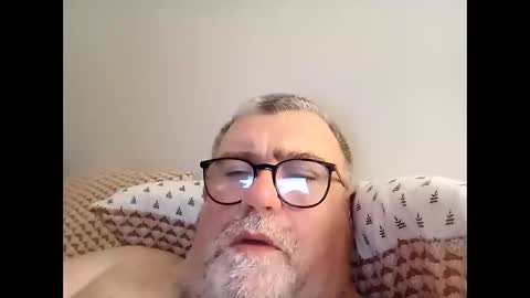 twohats2810 online show from March 13, 7:09 pm