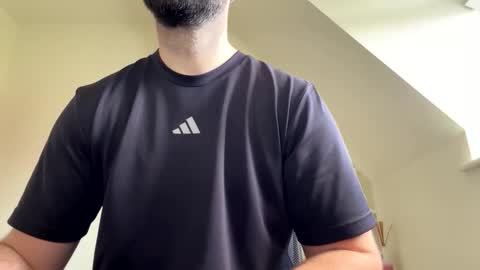 Snapshot of twoodford chatting on March 11, 11:05 am Twoodford online show from March 11, 11:05 am