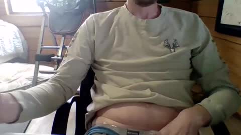 Snapshot of twootall chatting on February 6, 7:51 pm twootall online show from February 6, 7:51 pm