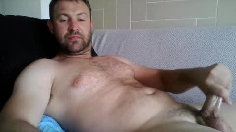 Snapshot of twotimethecharm chatting on December 20, 1:33 pm Two Times online show from December 20, 1:33 pm