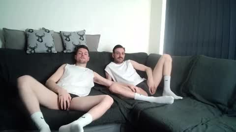 RyanRowan online show from April 29, 5:52 pm