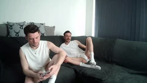 RyanRowan online show from June 14, 5:04 pm