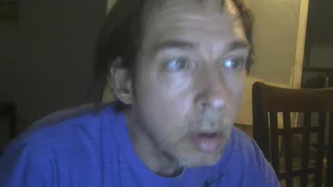 Snapshot of txhung1 chatting on November 17, 12:38 am txhung1 online show from November 17, 12:38 am