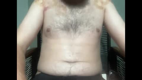 Snapshot of txsizedhog420 chatting on September 27, 3:55 am txsizedhog420 online show from September 27, 3:55 am